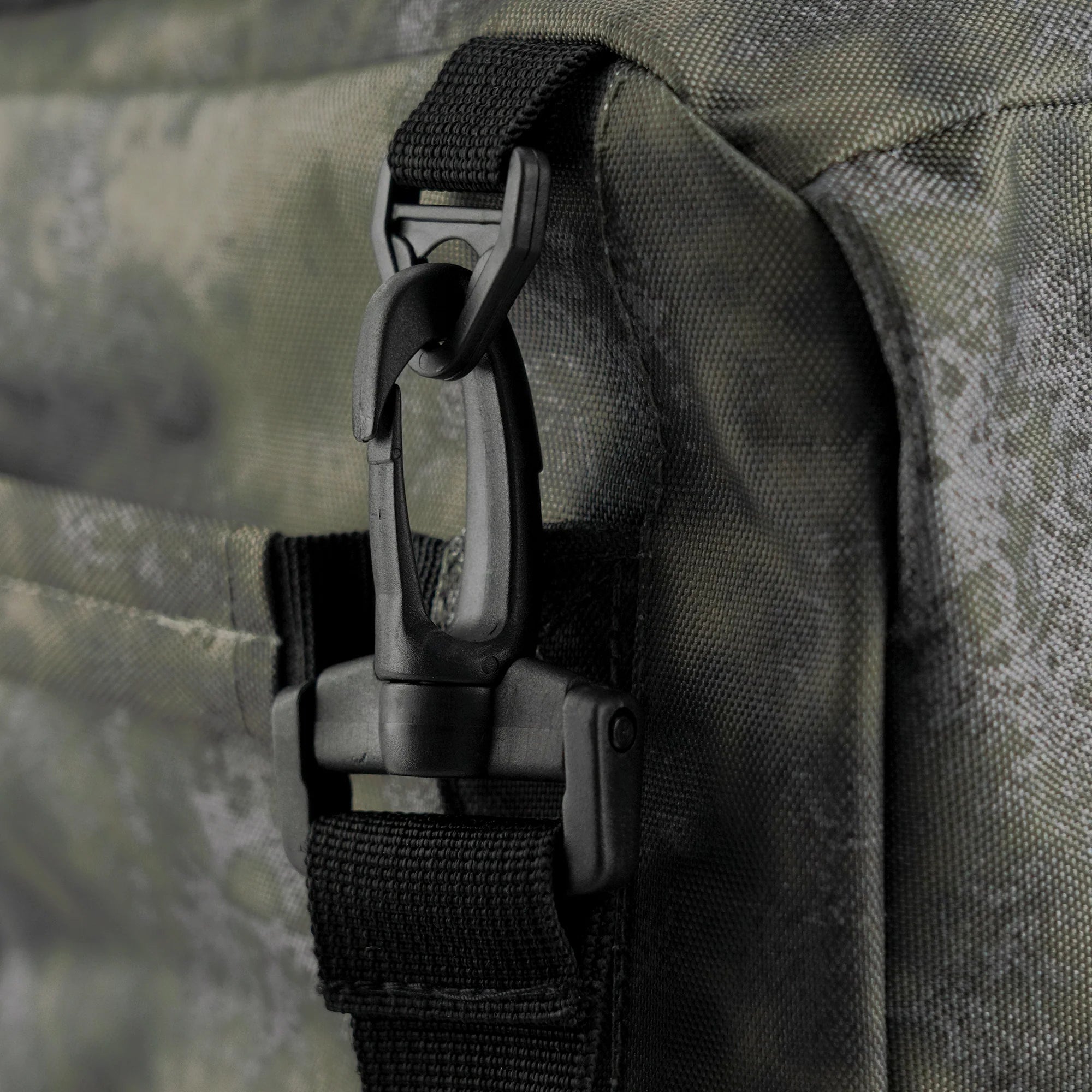 AFTCO Boat Bag – Water-Resistant Gear Storage with Tarpaulin Base