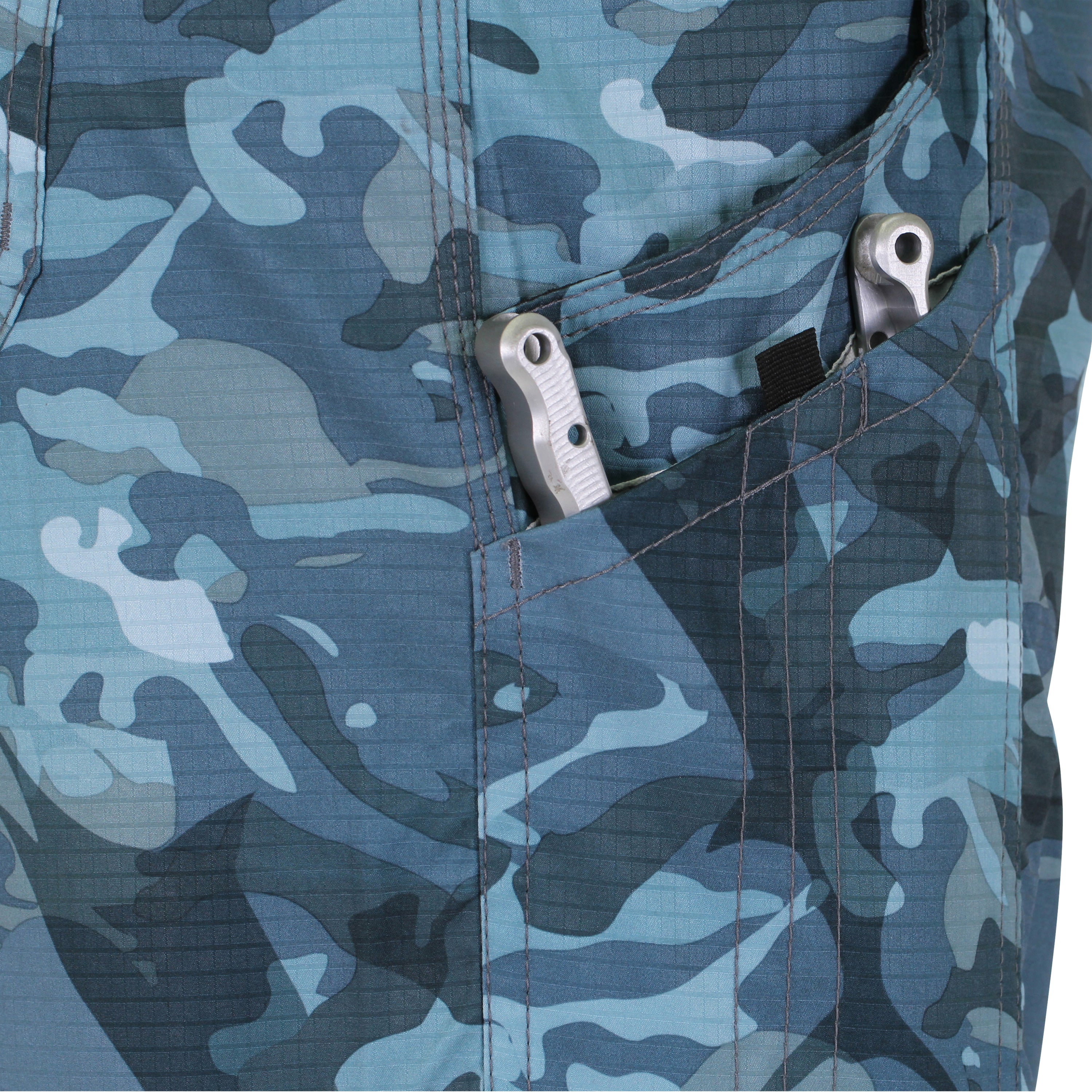 AFTCO Men’s Tactical Fishing Shorts – Camo Ripstop with 6 Pockets